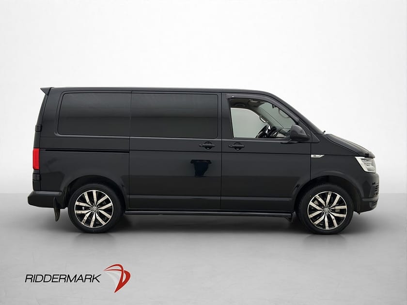 Bild 2 av Volkswagen Multivan 4M Värmare Drag PDC LED CARPLAY 6-Sits