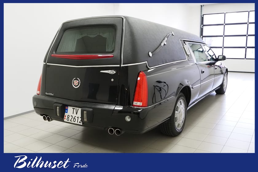 Bilde 3 av Cadillac DTS Funeral Coach MEDALIST BEGRAVELSESBIL - LAV KM