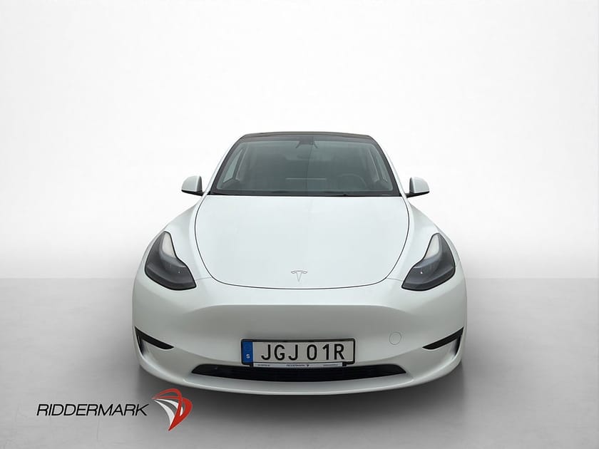 Bild 2 av Tesla Model Y Standard Range RWD Svensksåld MOMS
