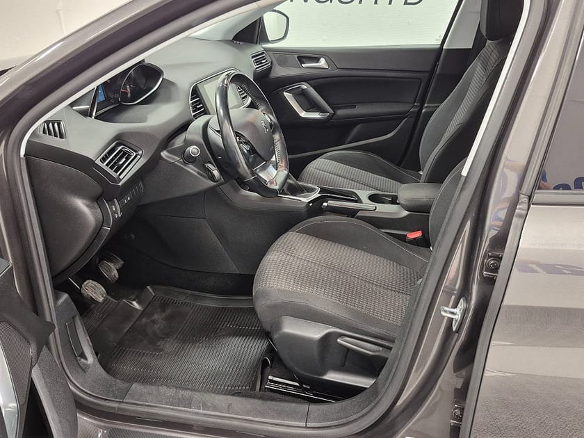 Bild 2 av Peugeot 308 SW 1.2 110HK Active