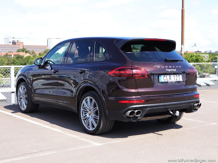 Bild 4 av Porsche Cayenne S E-Hybrid 416hk S/V-hjul Pano Bose Drag
