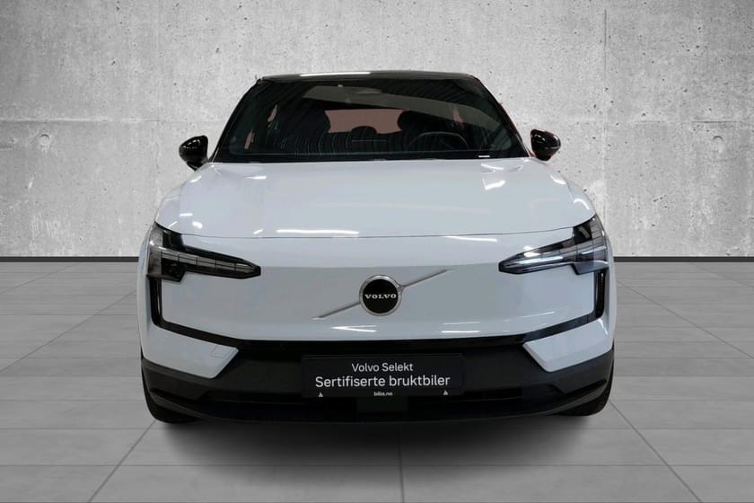 Bilde 2 av Volvo EX30 Twin Motor Performance Plus I 4x4 I Harman&Kardon I 19"