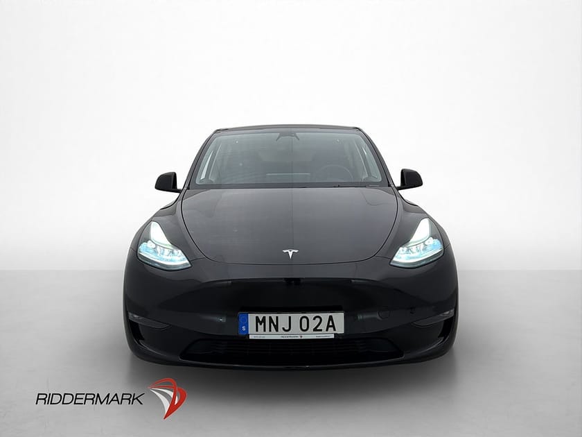 Bild 2 av Tesla Model Y Performance AWD Dragkrok Panorama Autopilot
