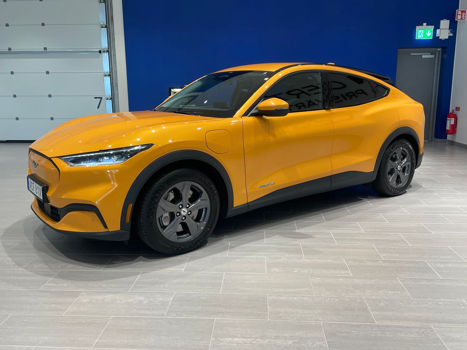 Ford Mustang Mach-E RWD Standard Range 2022, bild 2/10