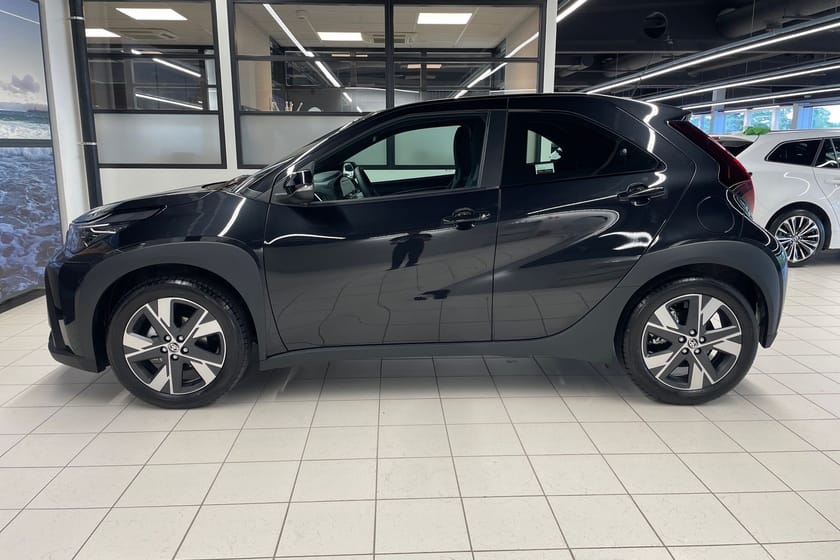 Bild 3 av Toyota Aygo X Hybrid PLAY