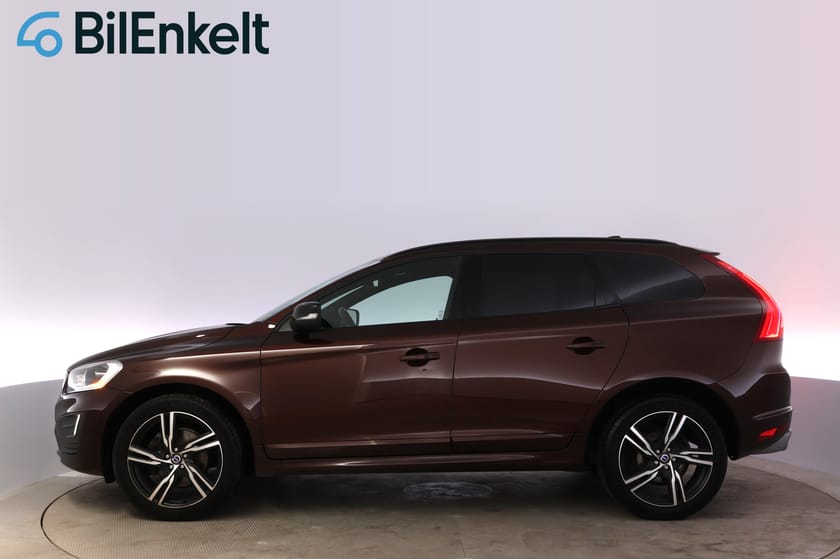 Bild 5 av Volvo XC60 D5 AWD Black R Panorama Drag Kamera