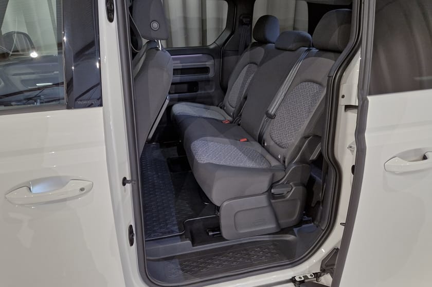 Bild 3 av Volkswagen ID. Buzz PRO | 5 Sitsig | Dragkrok | P-värmare