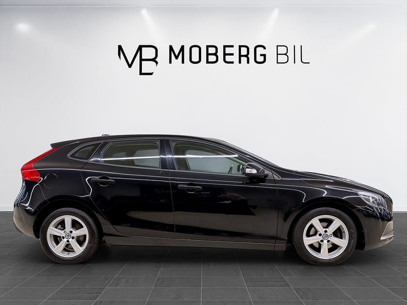 Bild 3 av Volvo V40 D2 115hk Kinetic Värmare PDC