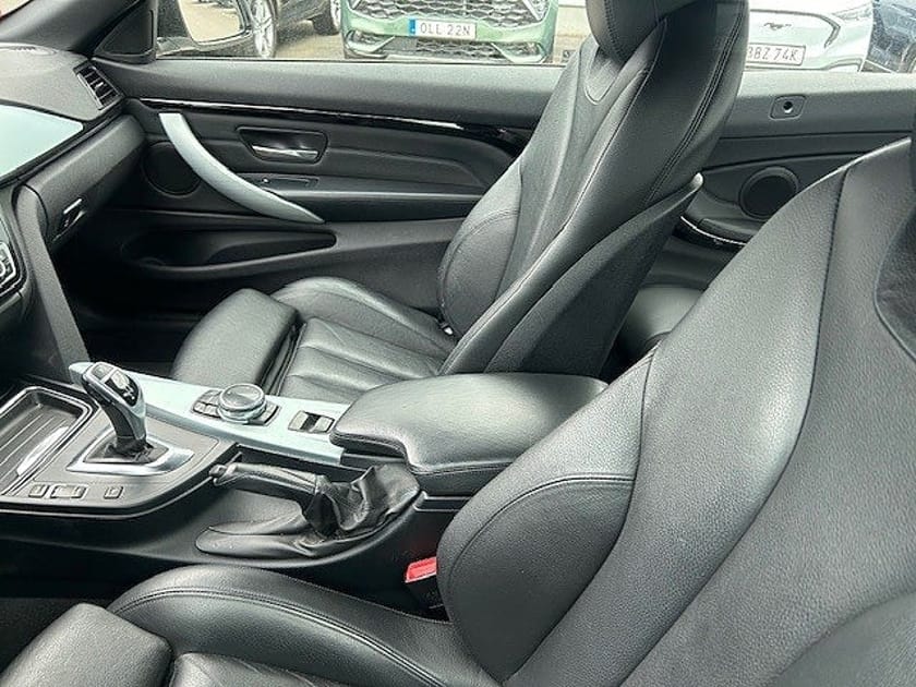 Bild 4 av BMW 428i Convertible 428 Cabriolet  M Sport / Läder / Automat / Navigation