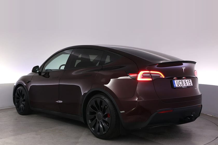 Bild 4 av Tesla Model Y Performance Uppg. Autopilot Panorama Drag