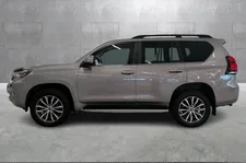 Thumnail bilde 1 av Toyota Land Cruiser 5-dørs