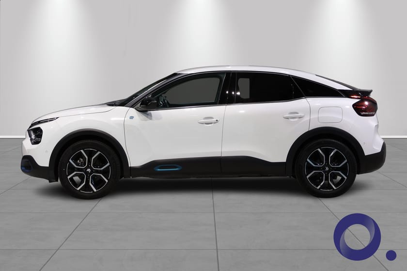 Bilde 2 av Citroën ë-C4 Shine | Head up | Adaptiv cruise | Navigasjon