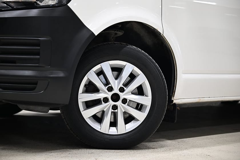 Bild 3 av Volkswagen Transporter 4Motion 150HK L2 Högtak|Inredning|Drag|Värmare|EnÄgare