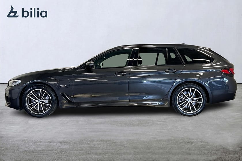 Bild 4 av BMW 530e xDrive Touring Touring/M Sport/HUD/H&K/Drag/Display Key