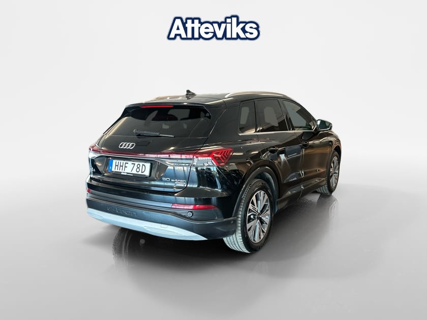 Bild 3 av Audi Q4 50 e-tron quattro 299hk Drag Kamera Assist+