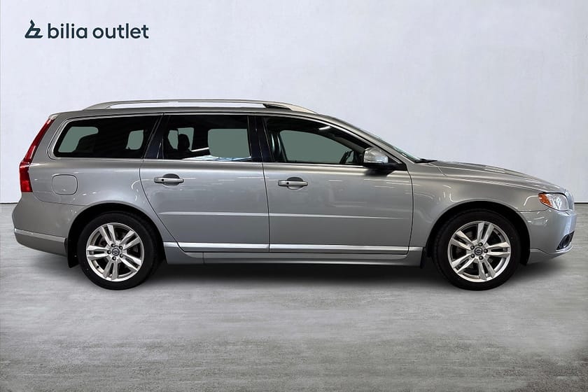 Bild 5 av Volvo V70 T4F Summum 180hk Taklucka Navi Läder KamremBytt