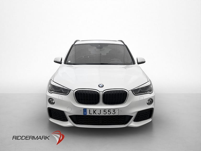 Bild 2 av BMW X1 xDrive20d 190k M-Sport Panorama HiFi Navi Drag Skinn