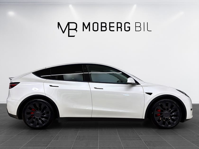 Bild 4 av Tesla Model Y Performance