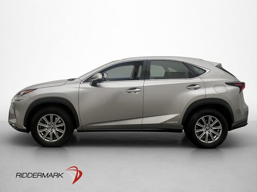 Bild 4 av Lexus NX 300h AWD 2.5 197hk Business Skinn Kamera Keyless Drag