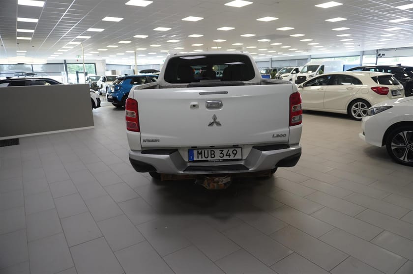 Bild 4 av Mitsubishi L200 Dubbelhytt 2.4 Di-D Business Double Cab 181 hk Aut