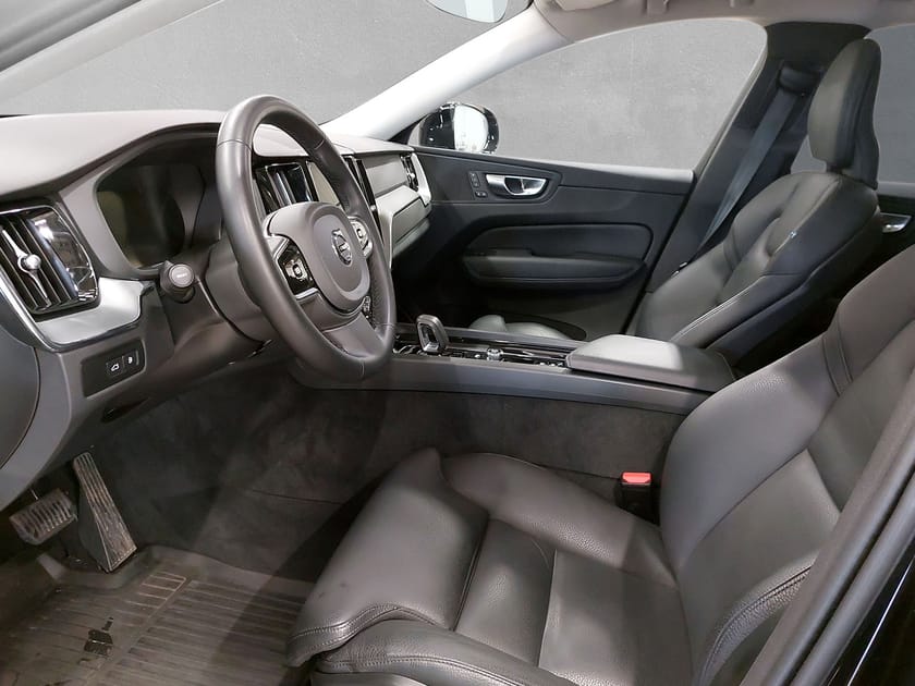 Bild 5 av Volvo XC60 Recharge T6 Plus Dark