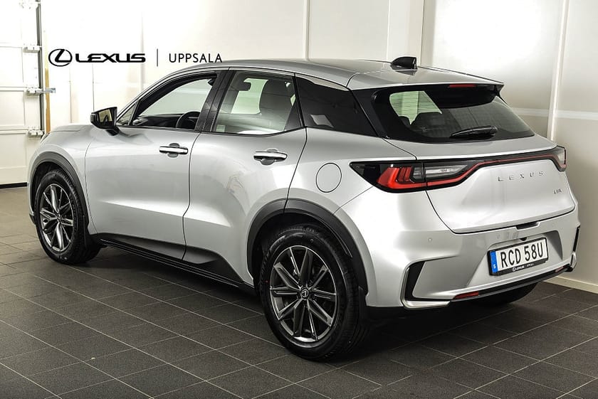 Bild 3 av Lexus LBX