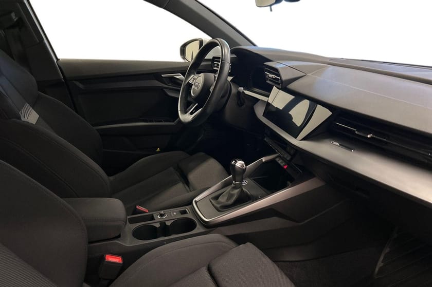 Bild 5 av Audi A3 Sportback 35 TFSI SPB. ACT1.5 R4110 M6