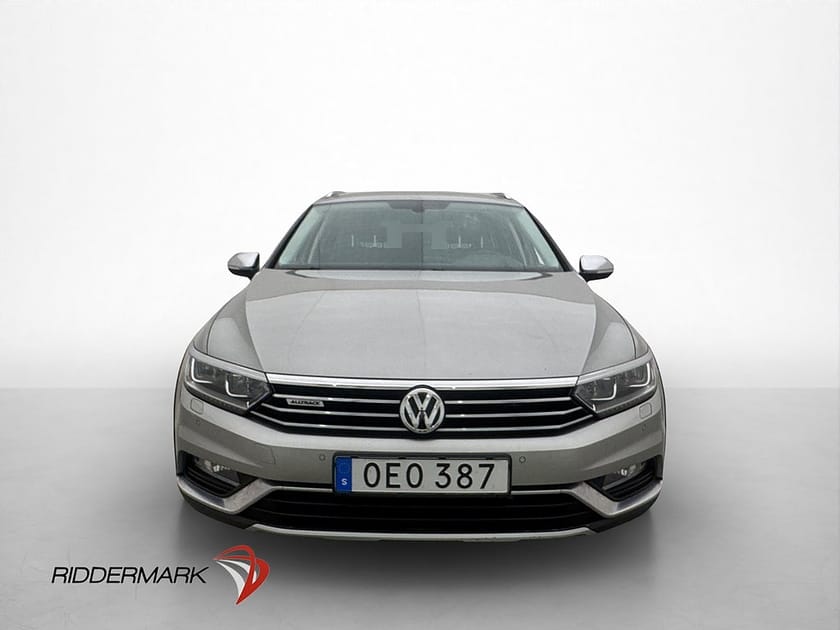 Bild 2 av Volkswagen Passat Alltrack TDI 4M Värmare Drag Kamera Skinn