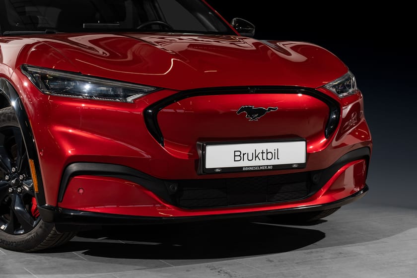 Bilde 2 av Ford Mustang Mach-E Long Range AWD 550km Norsk Krok Forvarme App Acc B&O++