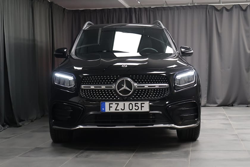 Bild 3 av Mercedes-Benz GLB 220 d 4MATIC AMG Premium Värmare Drag 360 Leasebar MOMS