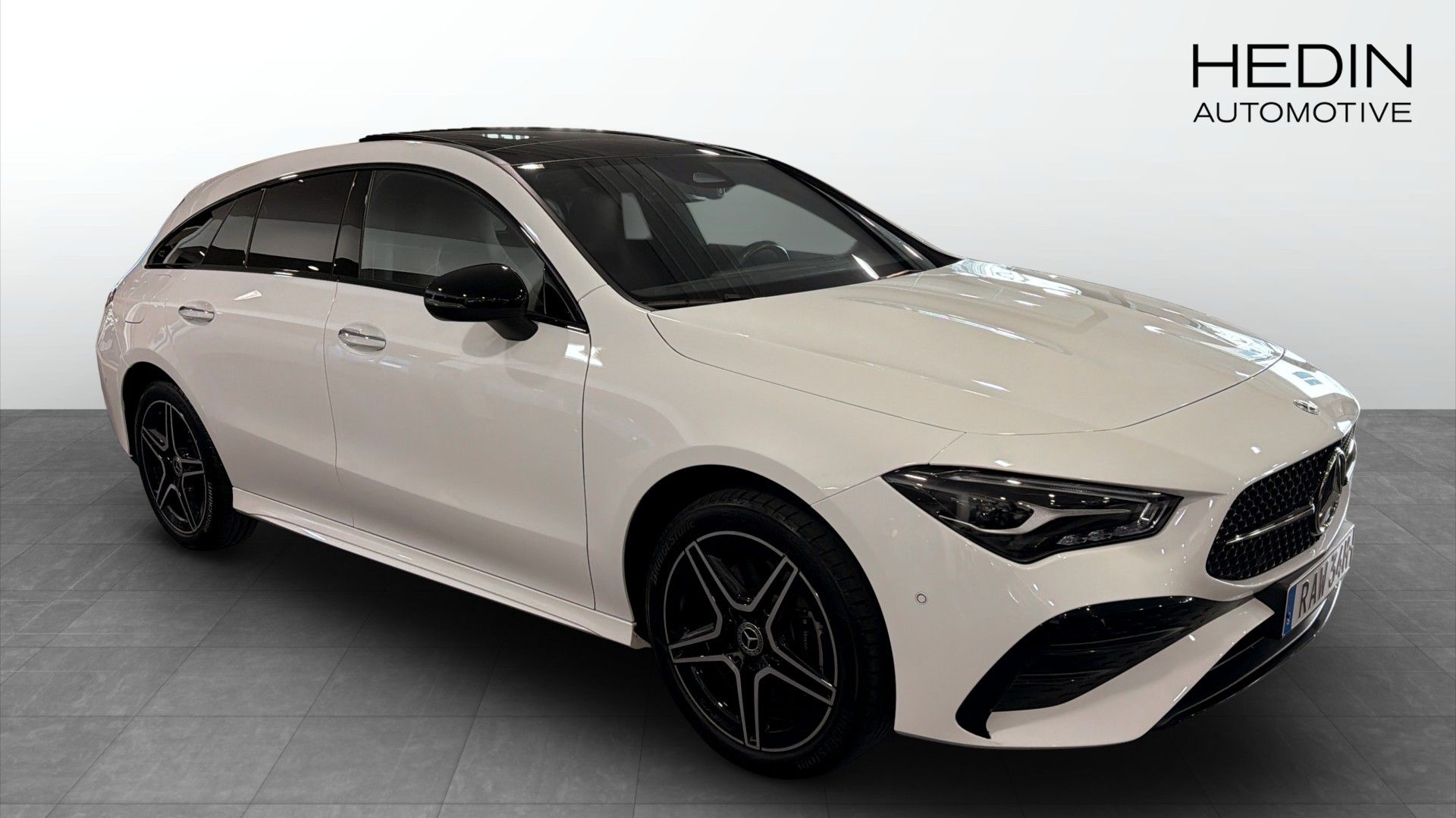 Mercedes-Benz CLA 2024, photo 2/10