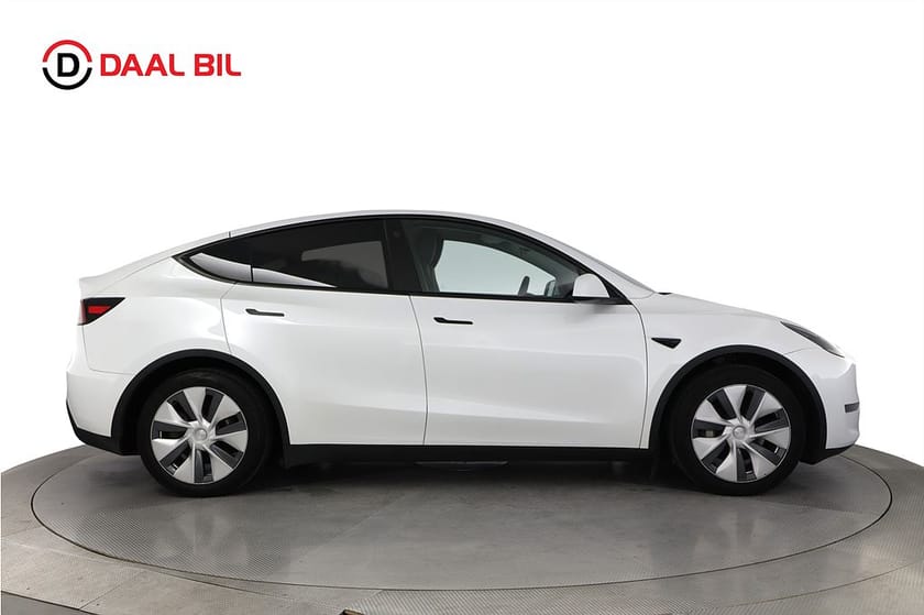 Bild 5 av Tesla Model Y Long Range AWD