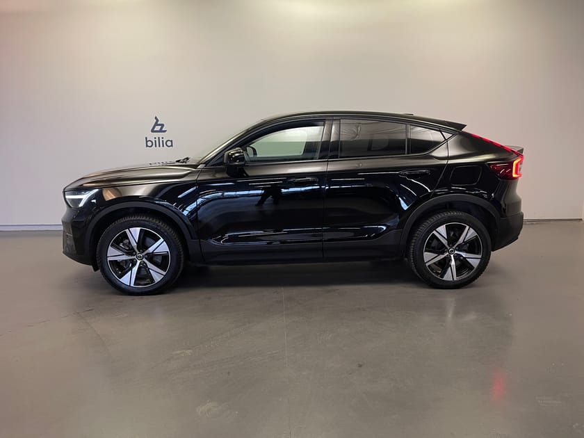 Bild 2 av Volvo C40 Recharge Core/ Navigation/ Bakkamera / 10.000 kr tillbehör/