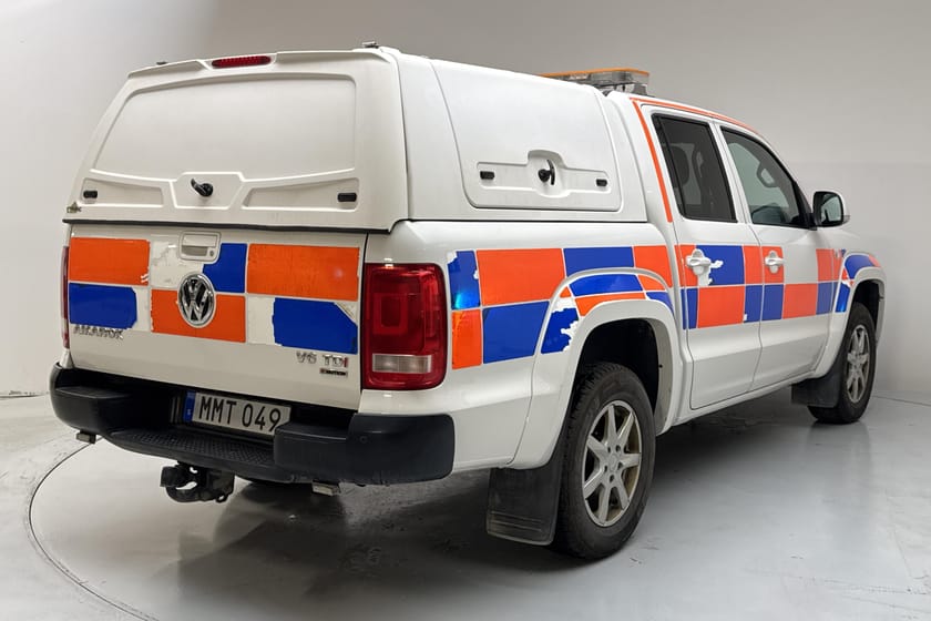 Bild 3 av Volkswagen Amarok 2.9t 3.0 TDI 4motion (204hk) Kåpa Dragkrok