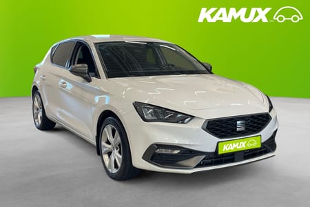 SEAT León e-Hybrid 204hk FR Cockpit Kamera Navi