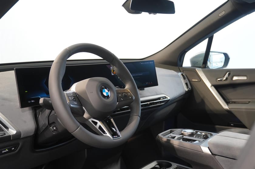 Bild 2 av BMW iX xDrive60 M Sport Pro Edition