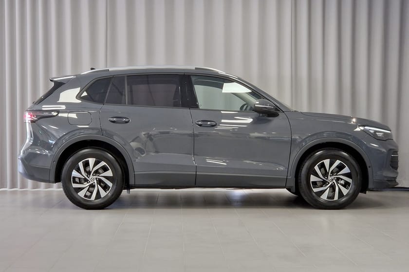 Bild 3 av Volkswagen Tiguan Life | Drag | P-klimat | Backkamera | Adapt f.