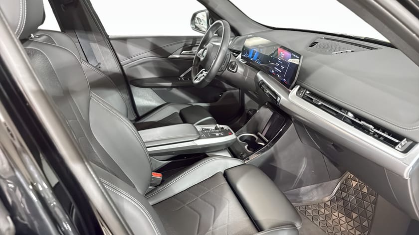 Bild 3 av BMW X1 xDrive25e 25e xDrive M-Sport Harman Kardon Drag