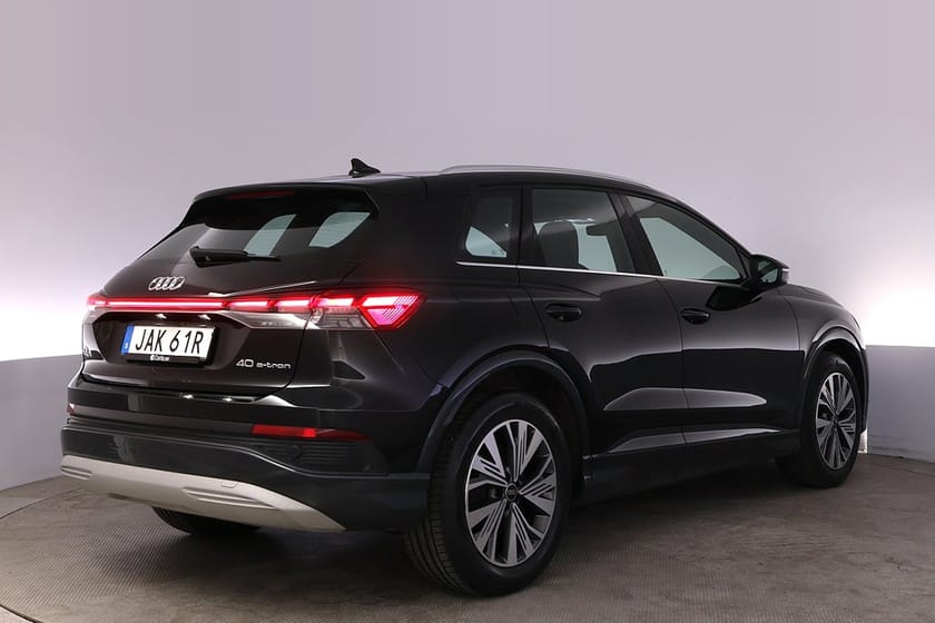 Bild 5 av Audi Q4 40 e-tron Proline Adv. Elstol Kamera Matrix-LED