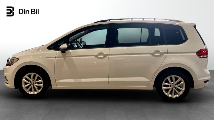 Bild 2 av Volkswagen Touran 7-seater 1.2 TSI Drag Kamera 7-sits Carplay