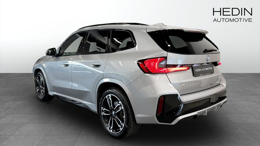 Bild 2 av BMW X1 xDrive25e xDrive 25e M Sport H/K 360 Elstol m minne