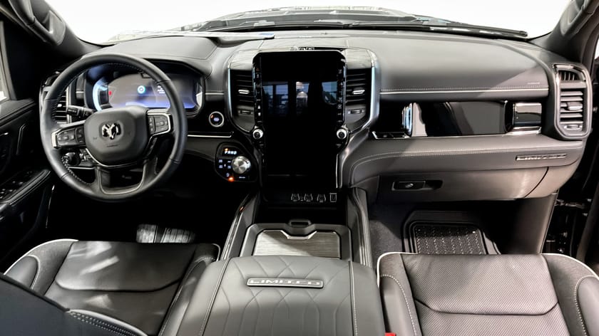 Bild 4 av RAM 1500 RHO