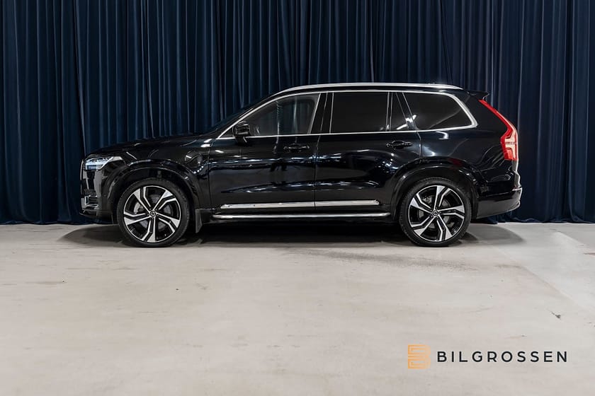 Bild 2 av Volvo XC90 Recharge T8 AWD Ultimate Bright 7-Sits H/K HUD Pano