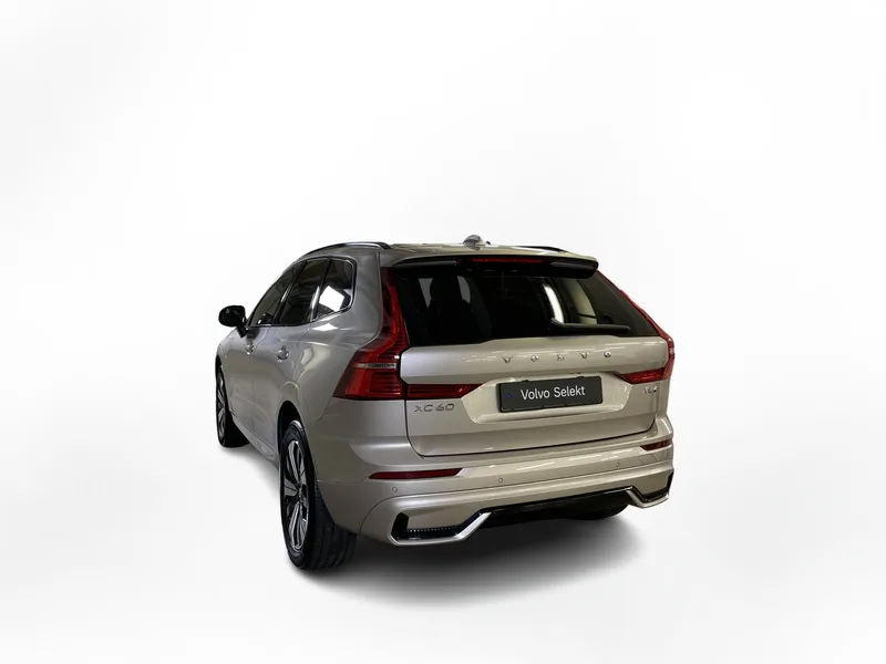 Bild 3 av 16 – Volvo XC60 T6 Plus Dark Edition Plus Edition