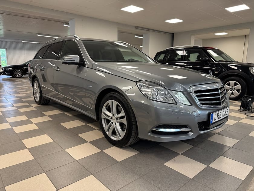 Bild 4 av Mercedes-Benz E 200 T CGI BE BlueEFFICIENCY 5G-Tronic Avantgarde Euro 5