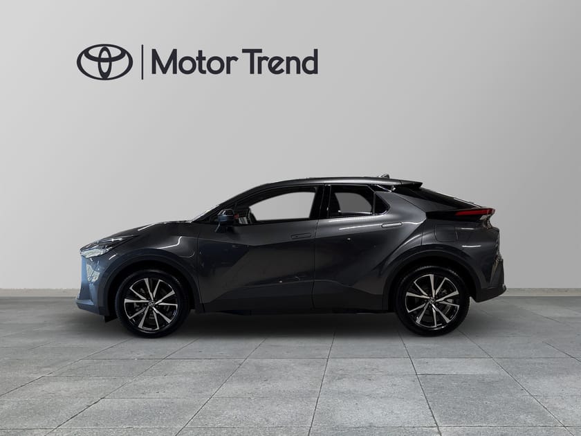 Bild 3 av Toyota C-HR PHEV Style Drag Vinterhjul