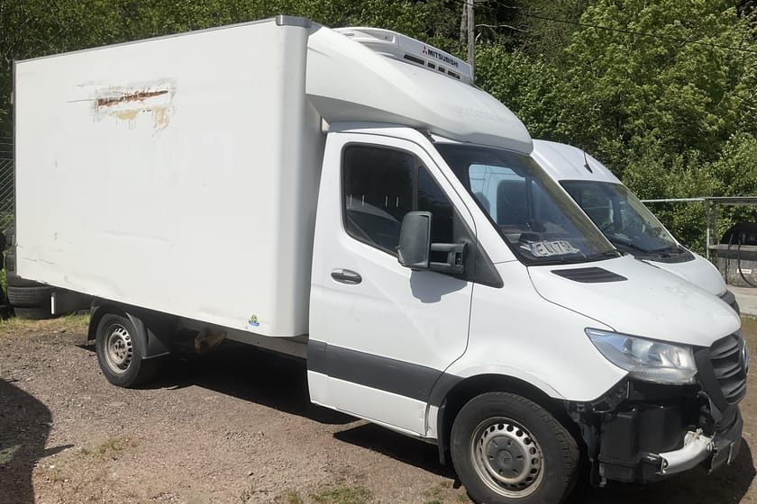 Bild 3 av Mercedes-Benz Sprinter 315 CDI RWD Chassi (150hk) Kylbil Reparationsobjekt