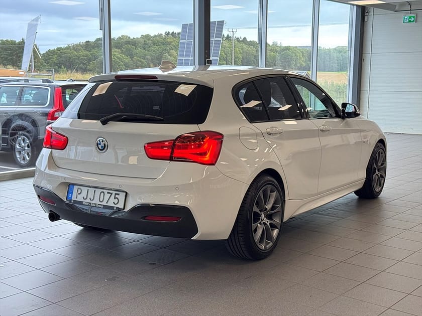 Bild 5 av BMW 118i 5-dörrars Steptronic M-Sport