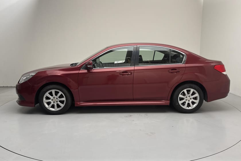 Bild 2 av Subaru Legacy 2.0i Sedan (150hk)