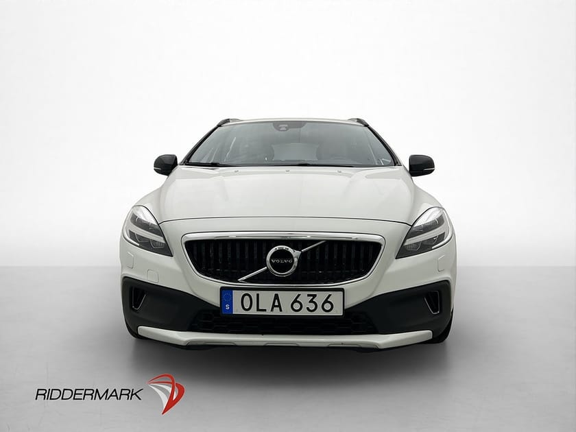 Bild 2 av Volvo V40 Cross Country T3 152hk Summum Värmare Skinn Drag